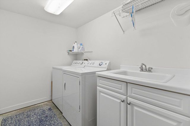 2 Lincoln PARKWAY, Williams Bay, WI 53191