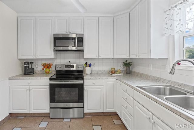 1110 Alice Lane, Granite City, IL 62040