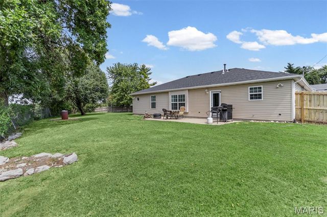 1110 Alice Lane, Granite City, IL 62040