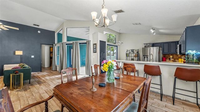 2723 SUNDANCE CIRCLE, Mulberry, FL 33860