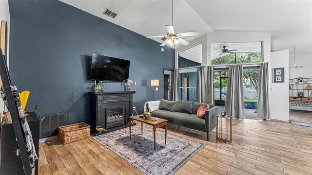 2723 SUNDANCE CIRCLE, Mulberry, FL 33860