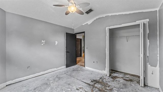 2723 SUNDANCE CIRCLE, Mulberry, FL 33860