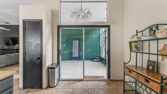 2723 SUNDANCE CIRCLE, Mulberry, FL 33860