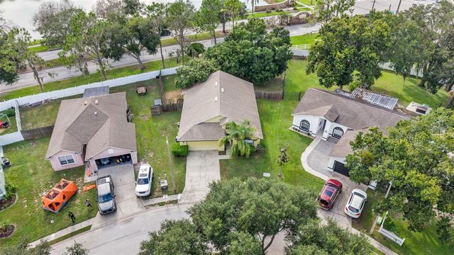 2723 SUNDANCE CIRCLE, Mulberry, FL 33860