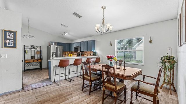 2723 SUNDANCE CIRCLE, Mulberry, FL 33860