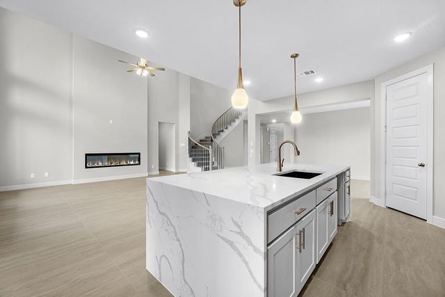 512 Sundance RDGS, Georgetown, TX 78628