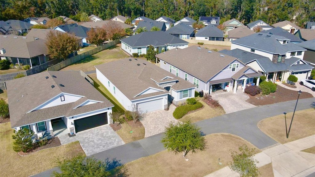 Image 41 of property listing at 1116 NW 136TH STREET, Newberry, FL 32669