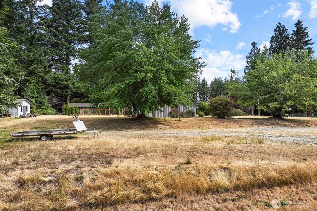 1215 244th Avenue NE, Sammamish, WA 98074