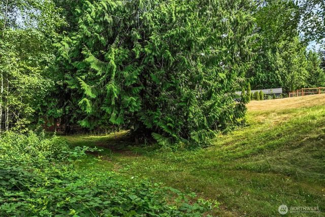 1215 244th Avenue NE, Sammamish, WA 98074