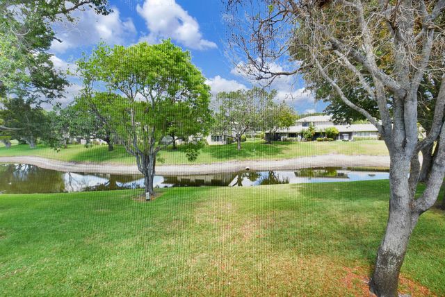 15 Stratford Drive B, Boynton Beach, FL 33436