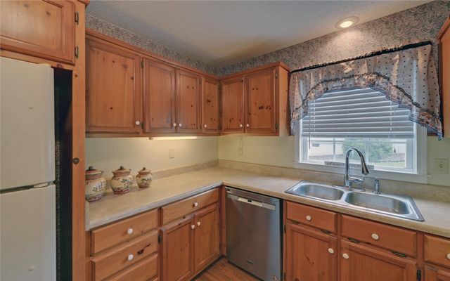 157 Nelle Drive, Hartwell, GA 30643
