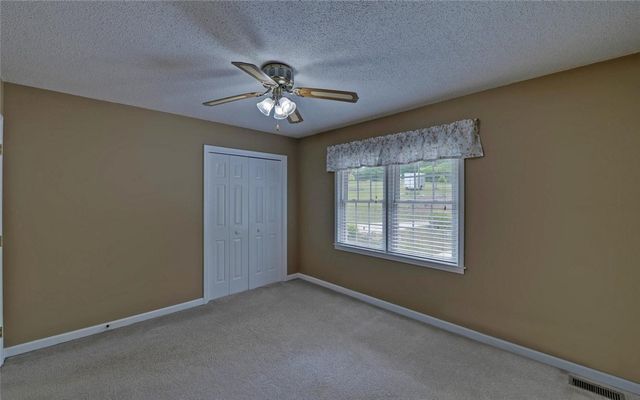 157 Nelle Drive, Hartwell, GA 30643