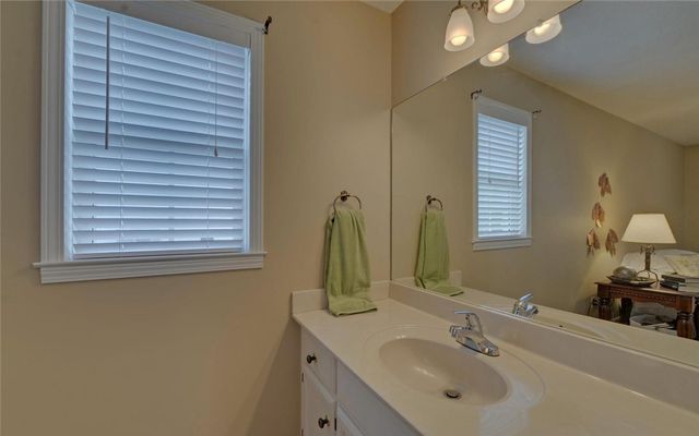157 Nelle Drive, Hartwell, GA 30643
