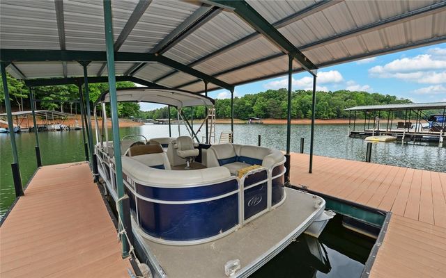 157 Nelle Drive, Hartwell, GA 30643