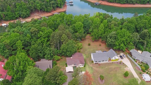 157 Nelle Drive, Hartwell, GA 30643