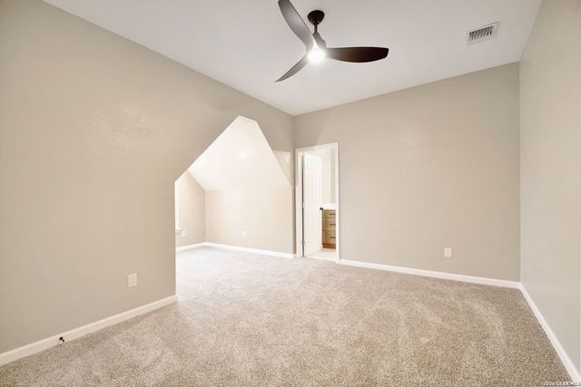 355 County Road 2646, Moore, TX 78057