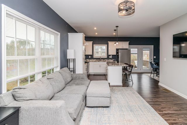 202 Dubuy Drive, Winchester, KY 40391