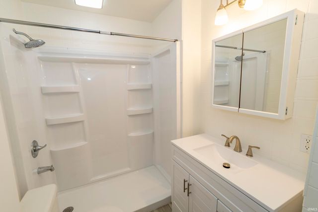 310 E Edgar Avenue, Mishawaka, IN 46545