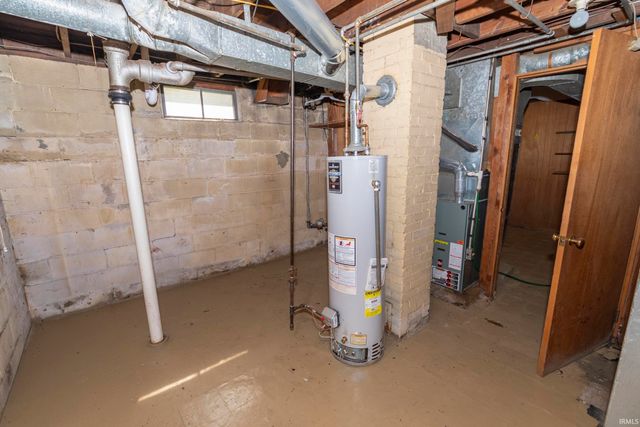 310 E Edgar Avenue, Mishawaka, IN 46545