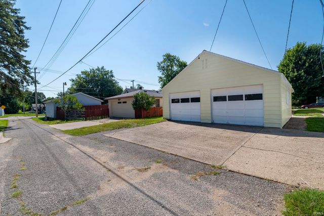 310 E Edgar Avenue, Mishawaka, IN 46545