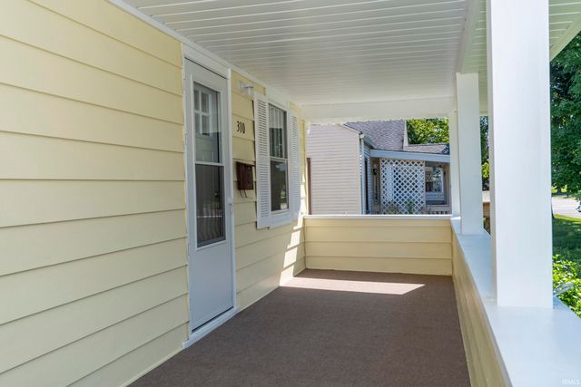 310 E Edgar Avenue, Mishawaka, IN 46545