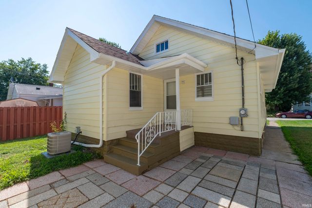 310 E Edgar Avenue, Mishawaka, IN 46545