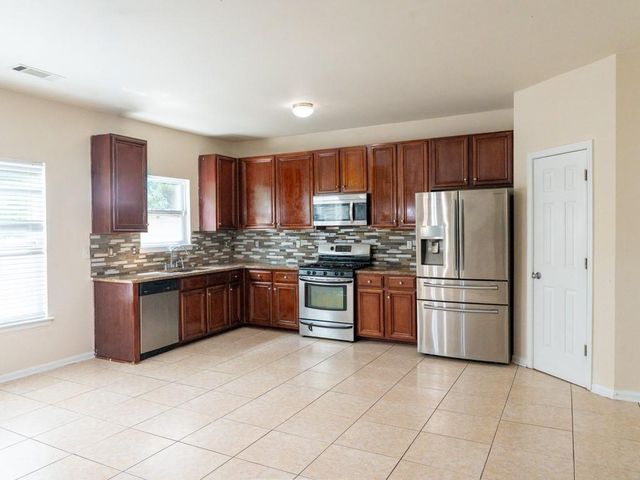 1320 Grey Rock Way, Suwanee, GA 30024