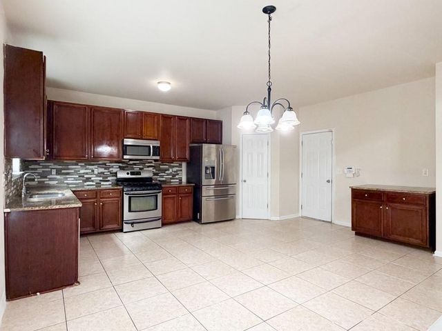 1320 Grey Rock Way, Suwanee, GA 30024