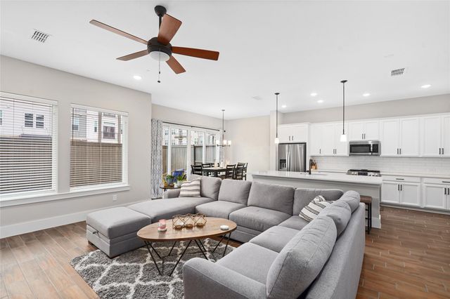 1411 Biondo Way, Houston, TX 77008