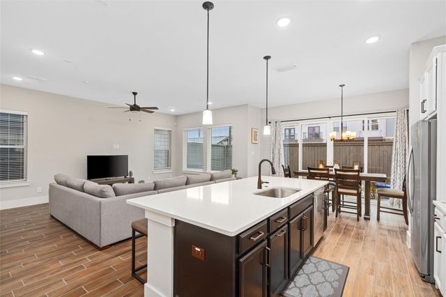 1411 Biondo Way, Houston, TX 77008