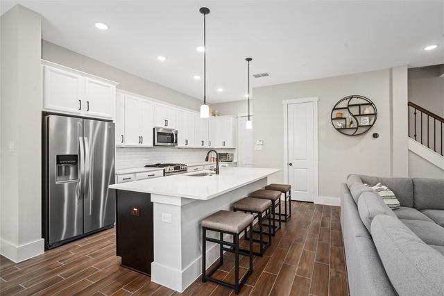 1411 Biondo Way, Houston, TX 77008