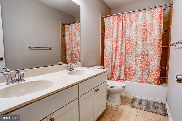164 MERCER CT, Fairless Hills, PA 19030
