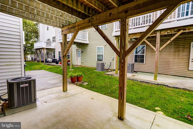 164 MERCER CT, Fairless Hills, PA 19030