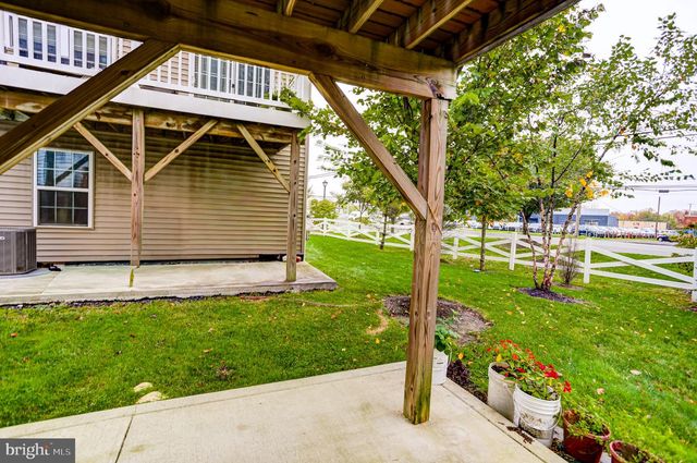 164 MERCER CT, Fairless Hills, PA 19030