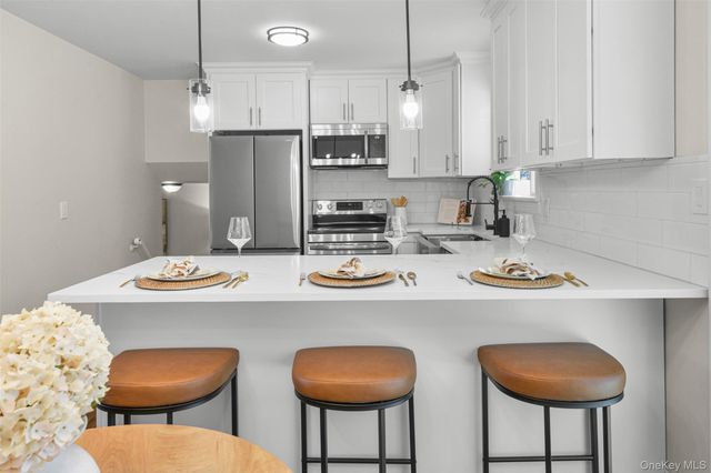 102 Ridge Road, Cortlandt Manor, NY 10567