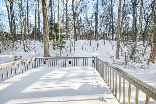 102 Ridge Road, Cortlandt Manor, NY 10567