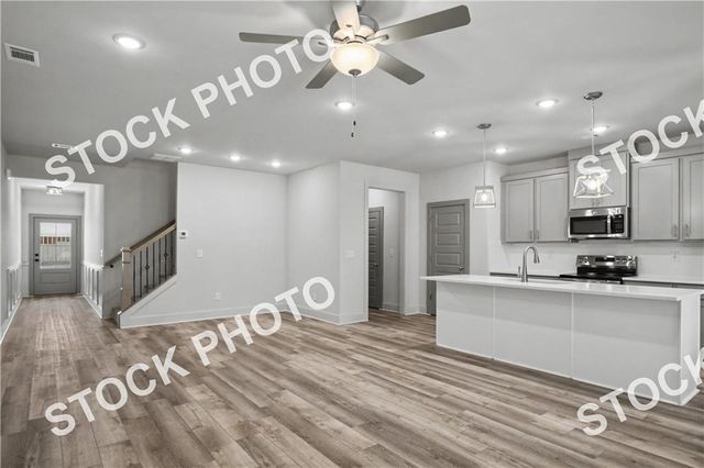 4355 Fern River Bend 34, Norcross, GA 30093