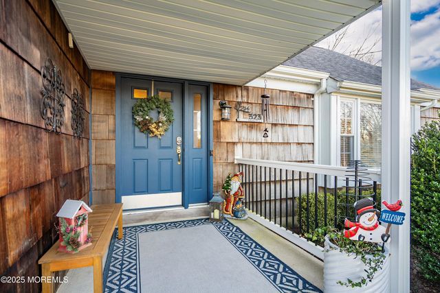 323 Suburban Drive, Toms River, NJ 08753