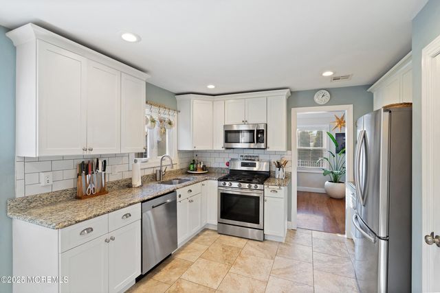 323 Suburban Drive, Toms River, NJ 08753