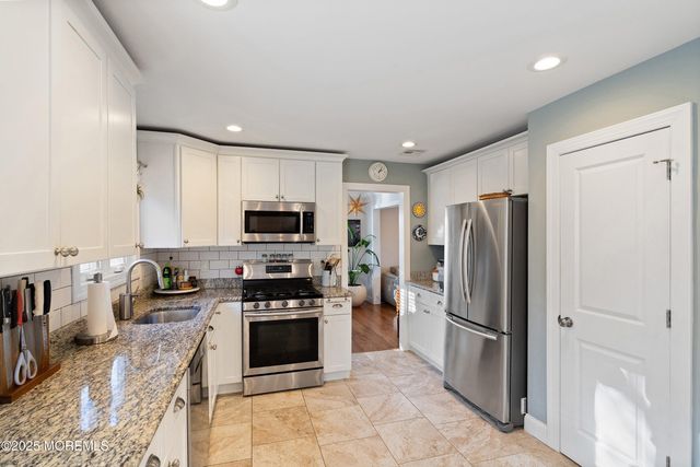 323 Suburban Drive, Toms River, NJ 08753