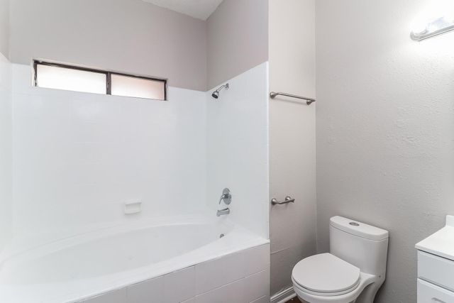 4713 Poppy Drive E, Fort Worth, TX 76137