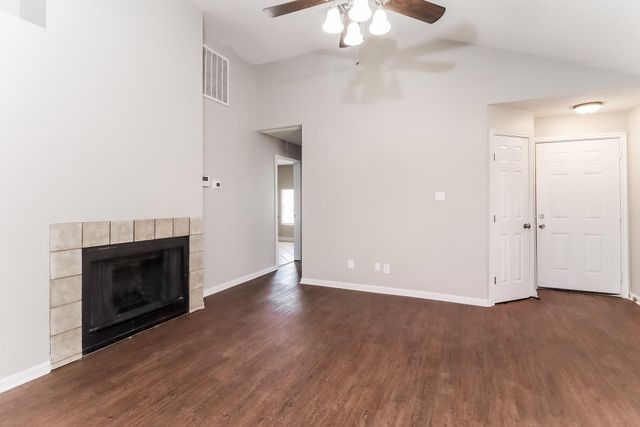 4713 Poppy Drive E, Fort Worth, TX 76137