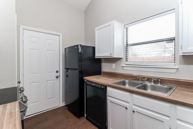 4713 Poppy Drive E, Fort Worth, TX 76137