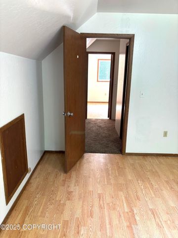 7025 S Gilleys Circle, Wasilla, AK 99623