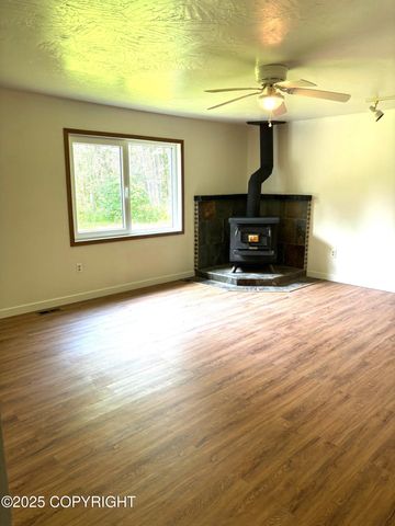 7025 S Gilleys Circle, Wasilla, AK 99623
