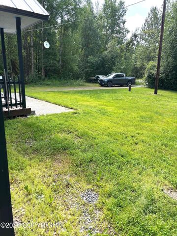 7025 S Gilleys Circle, Wasilla, AK 99623