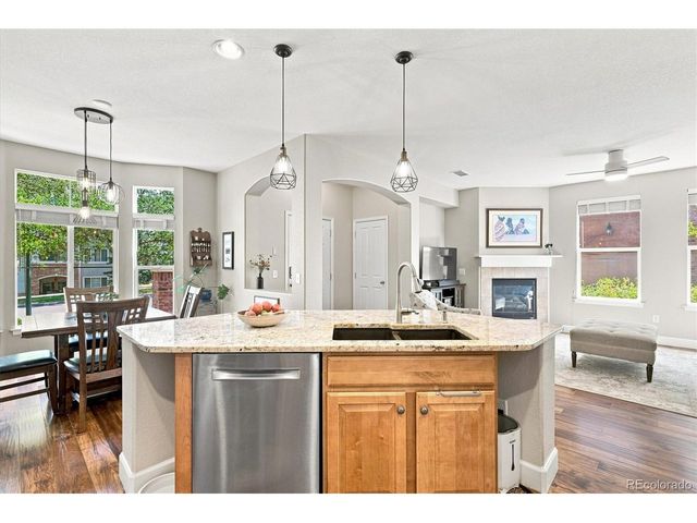 649 W Burgundy St C, Highlands Ranch, CO 80129