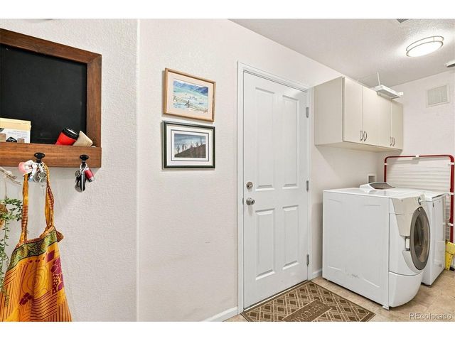 649 W Burgundy St C, Highlands Ranch, CO 80129