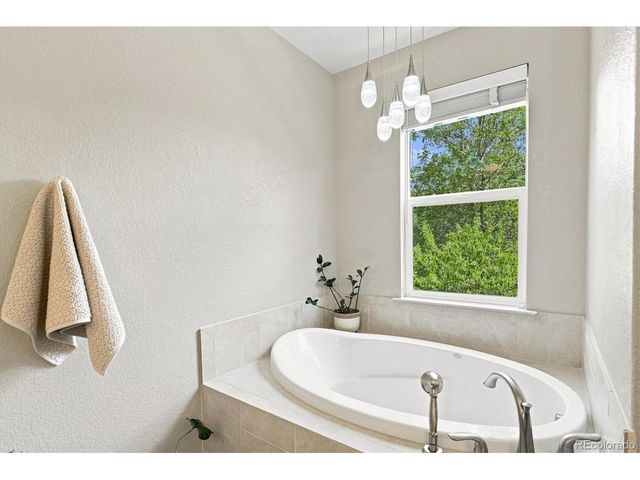 649 W Burgundy St C, Highlands Ranch, CO 80129
