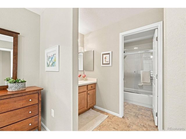 649 W Burgundy St C, Highlands Ranch, CO 80129